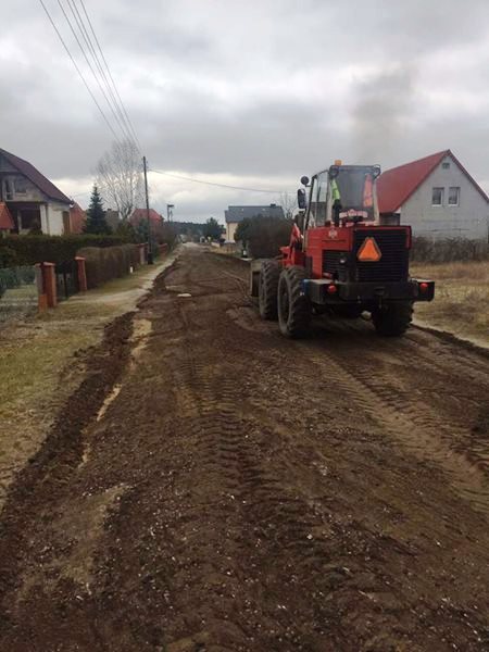 prace drogowe na ul. Różanej w miejscowości Osiedle Poznańskie