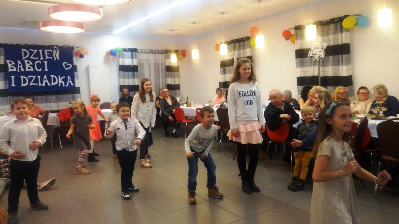 dzień babci i dziadka w Łagodzinie