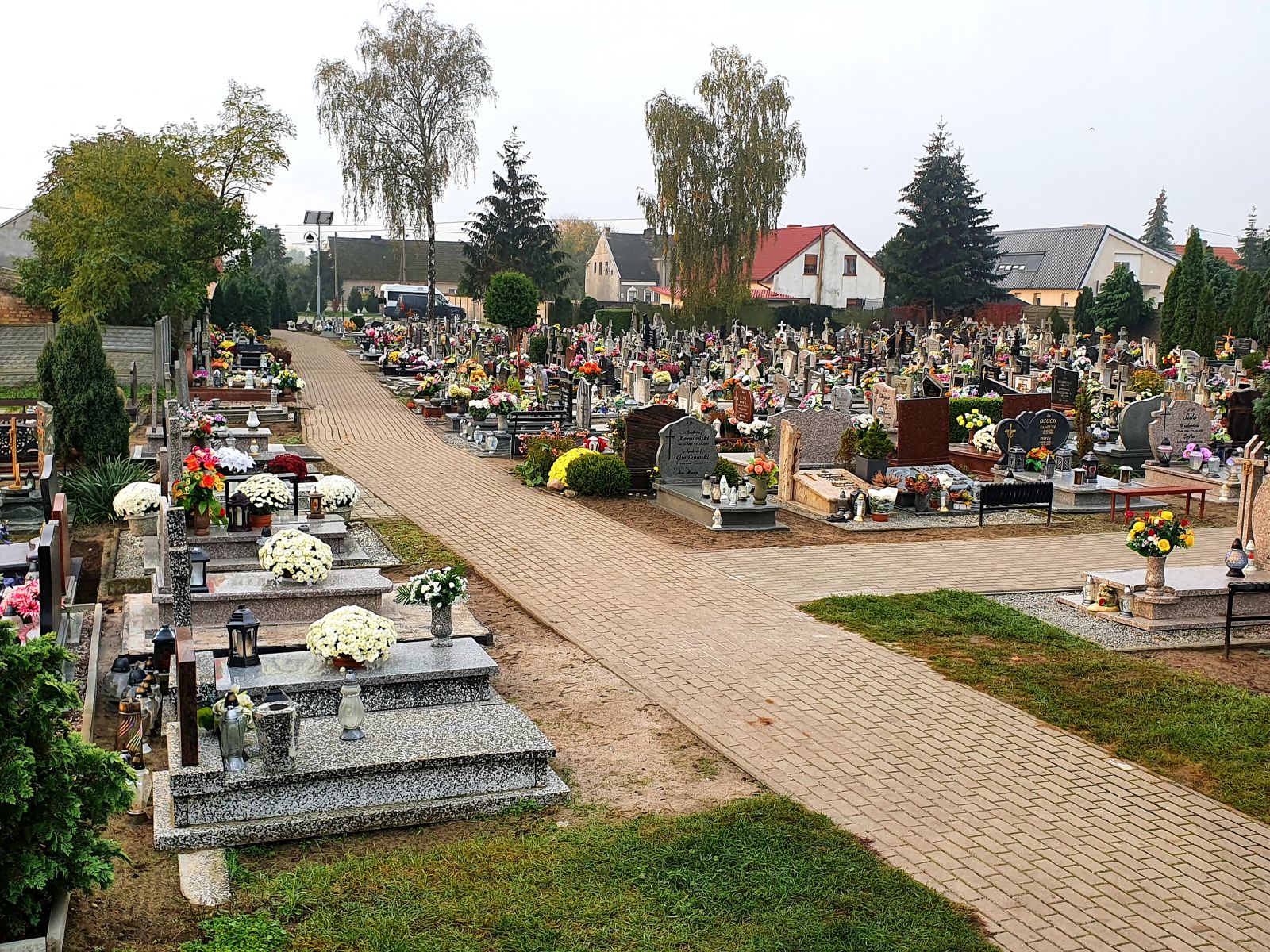 cmentarz w Deszcznie