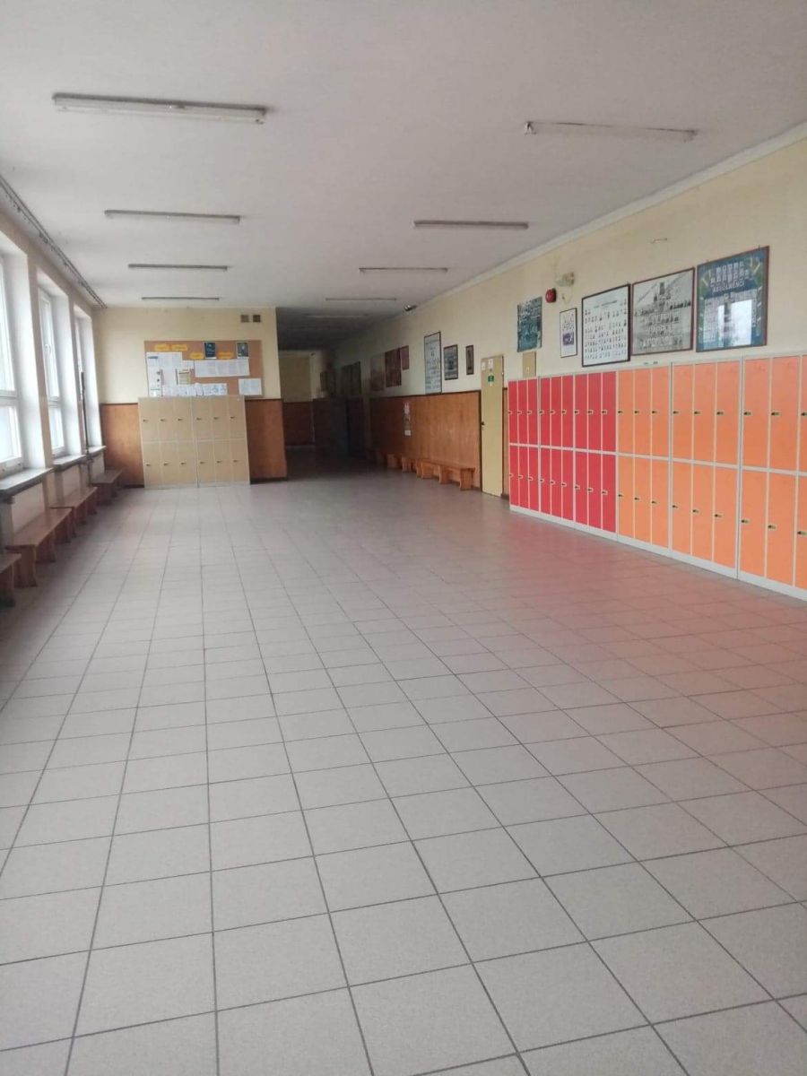korytarz sp deszczno