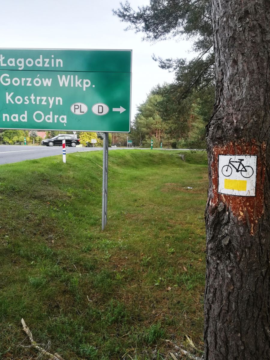 oznakowanie szlaków turystycznych PTTK