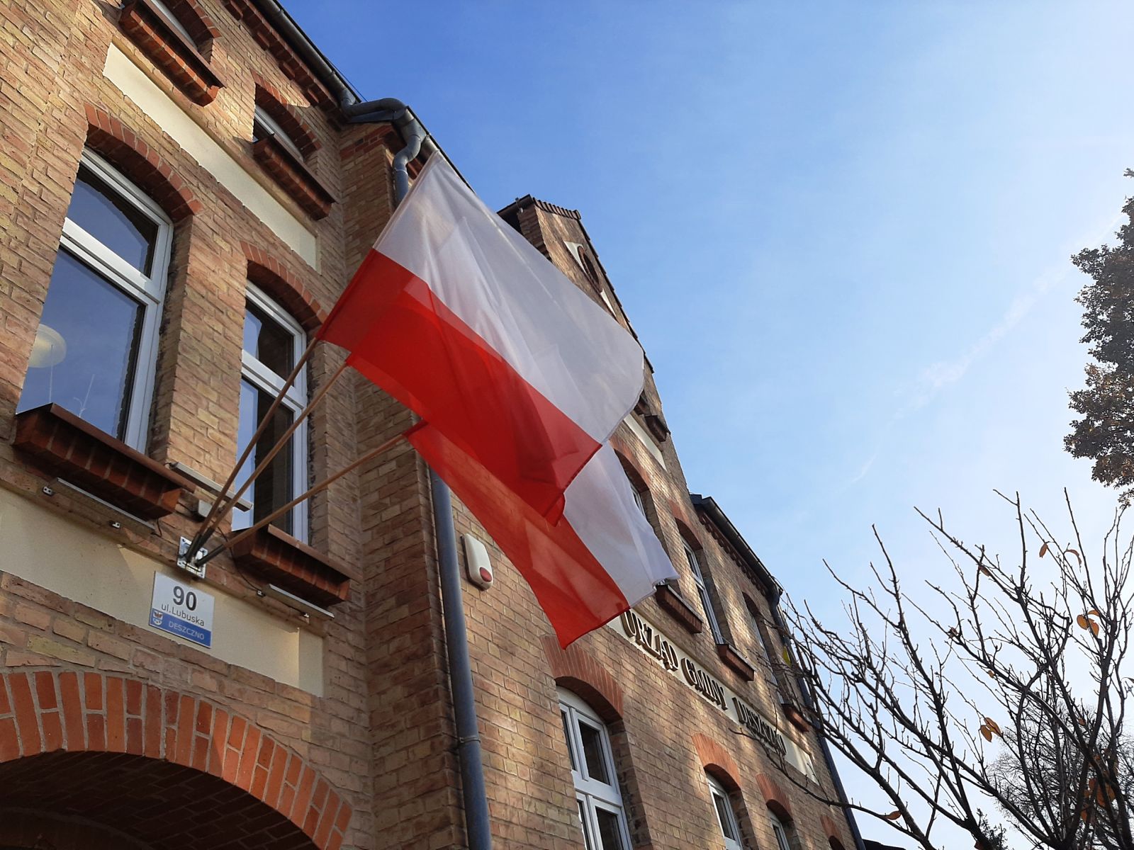 flaga urząd