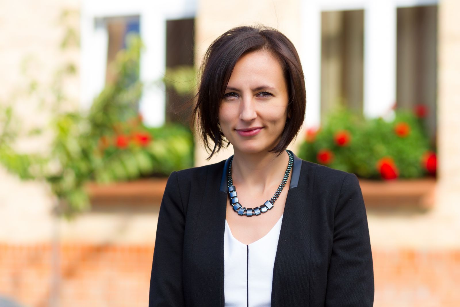 Joanna Romaniuk Skarbnik Gminy Deszczno
